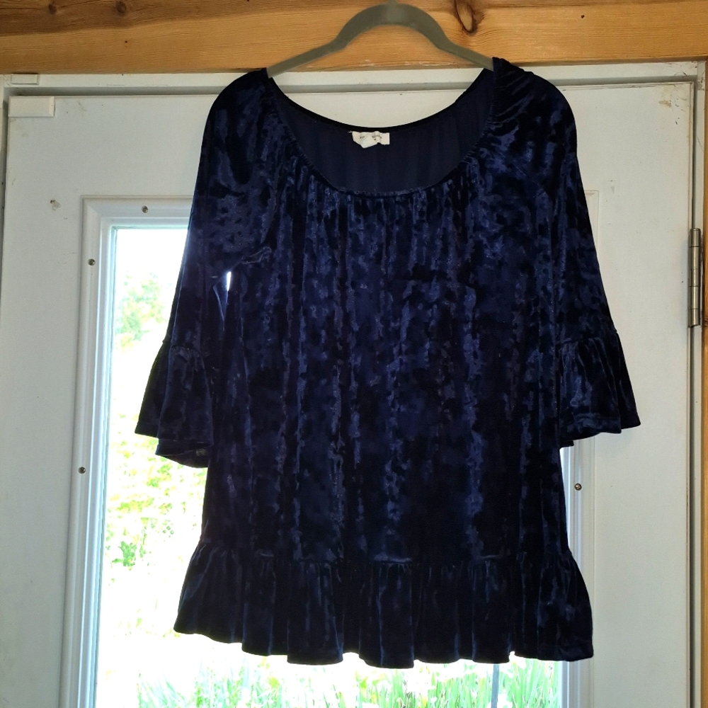 beachlunchlounge Sm. Midnight Blue  Women's Velvet Like Top, Bell Sleeve Ruffled